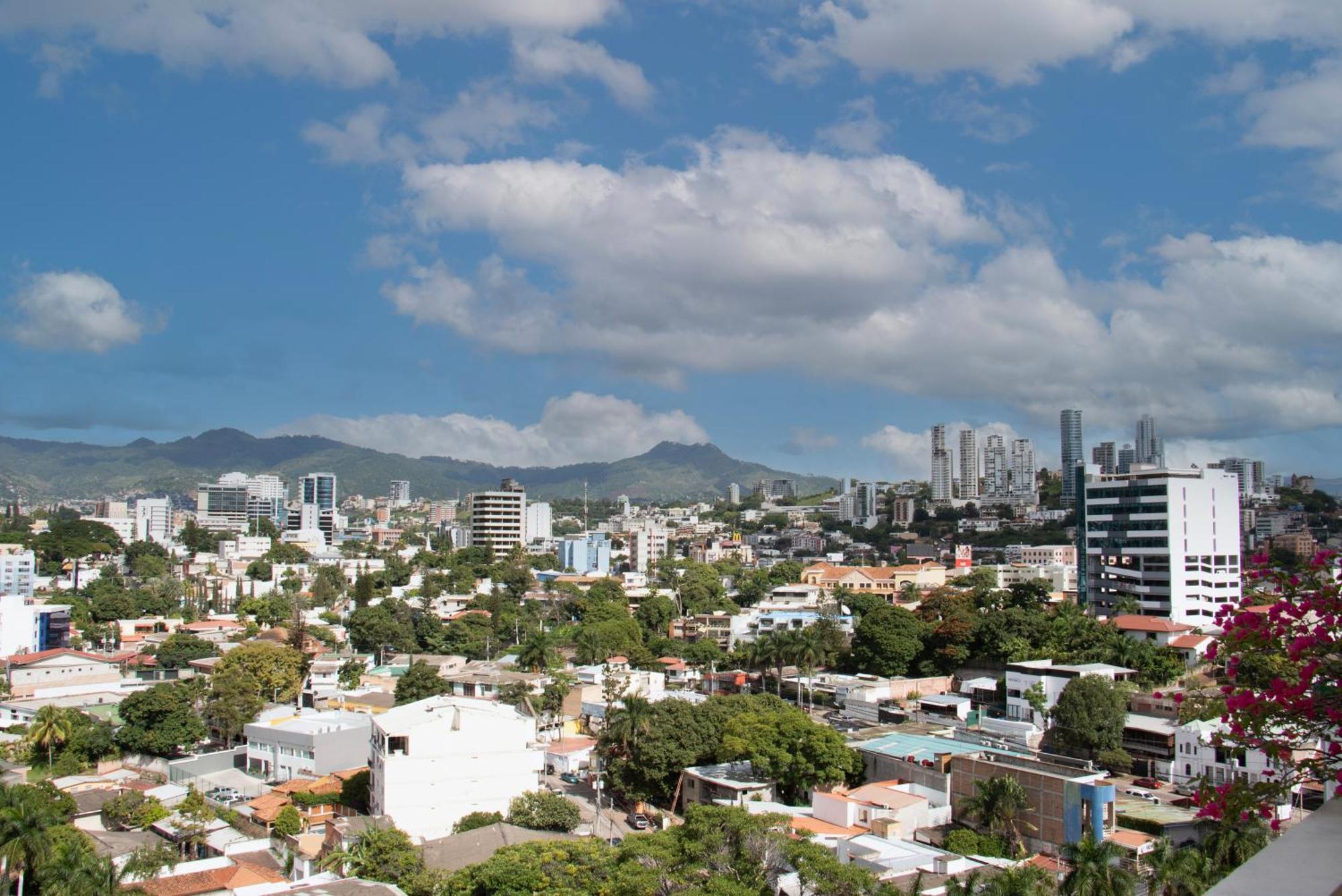 Hotel Plaza San Martin Tegucigalpa Habitación foto